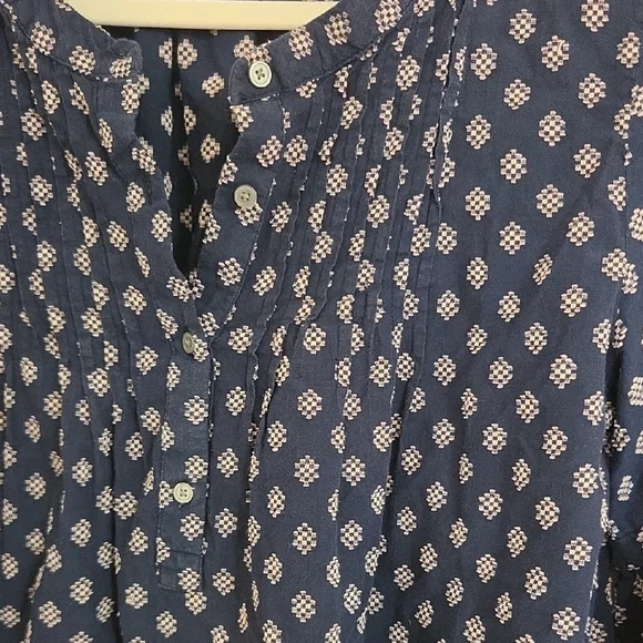LOFT Navy Diamond-Print Flutter Sleeve Blouse - Picture 6 of 6